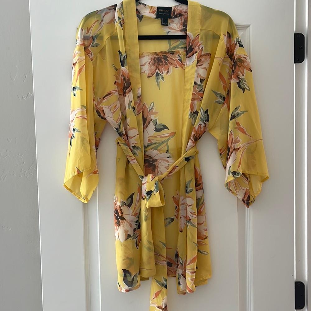 F21 robe/swim cover up